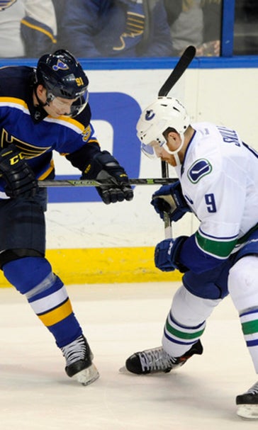 Tarasenko, Steen score late, lift Blues past Canucks 4-3 (Feb 16, 2017)